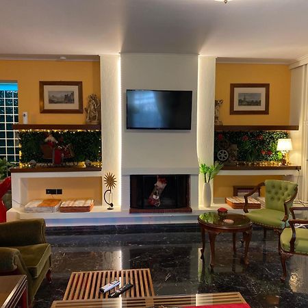 Sarakin'S Mansion Luxury Retreat Apartment Athens Exterior photo